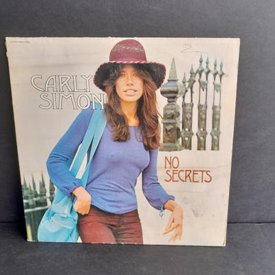 Vinyl LP Records 45's Gary Bonds, The Doobie Brother, Carpenters, Carly Simon, Stevie Wonder, and more