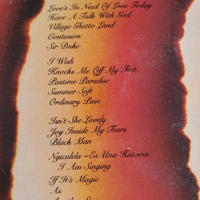 Vinyl LP Records 45's Gary Bonds, The Doobie Brother, Carpenters, Carly Simon, Stevie Wonder, and more