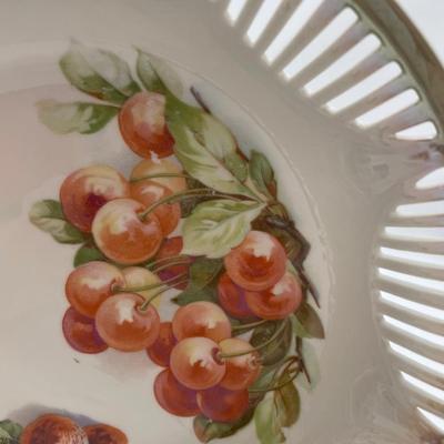Reticulated plate
