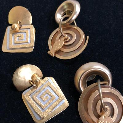 Fashion Costume Jewelry - Lot J203
