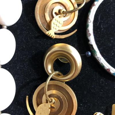 Fashion Costume Jewelry - Lot J203