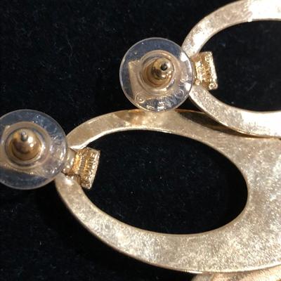 Fashion Costume Jewelry Pierced Earrings Lot - Lot J205