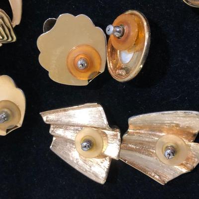 Fashion Costume Jewelry Pierced Earrings Lot - Lot J205