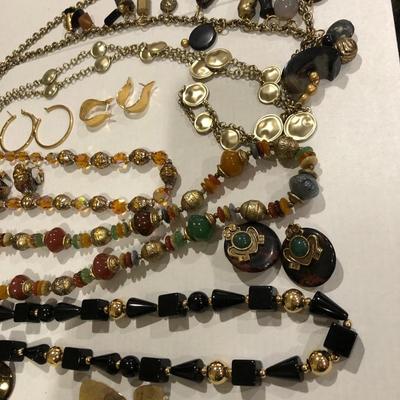 Fashion Costume Jewelry with Asian Pouch -Lot J204