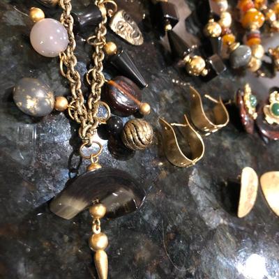 Fashion Costume Jewelry with Asian Pouch -Lot J204