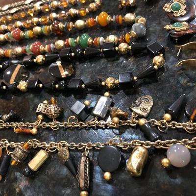 Fashion Costume Jewelry with Asian Pouch -Lot J204