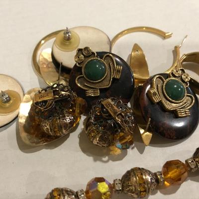 Fashion Costume Jewelry with Asian Pouch -Lot J204