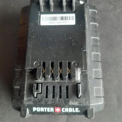 Porter Cable 20-volt Lithium Battery Charger with Battery