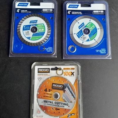 Two new Norton Diamond 4" circular Blades and one new Ridgid Diamond cut 4.5" Metal Cutting blade