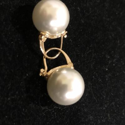 Nice Fashion Jewelry Lot: NADRI, ST JOHN, & Others - Lot J206