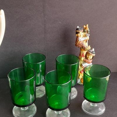 10 vintage Luminarc France Cavalier Emerald Green glasses with vintage porcelain electric pot and more