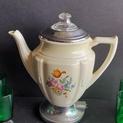 10 vintage Luminarc France Cavalier Emerald Green glasses with vintage porcelain electric pot and more