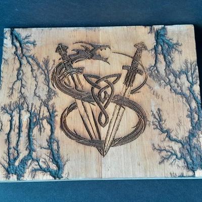 D & D Wall hanging with Fracted wood design and skull candle votive