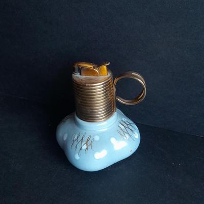 Vintage Evans bone China refillable table lighter