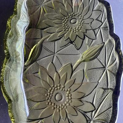 Two Vintage Indiana Glass Avocado Green Dishes