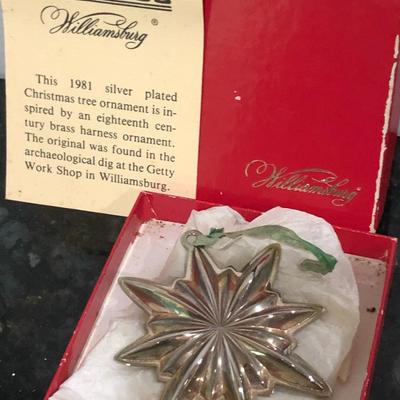 KIRK STIEFF CO. Williamsburg Silver Plate 1981 Ornament -Lot 425