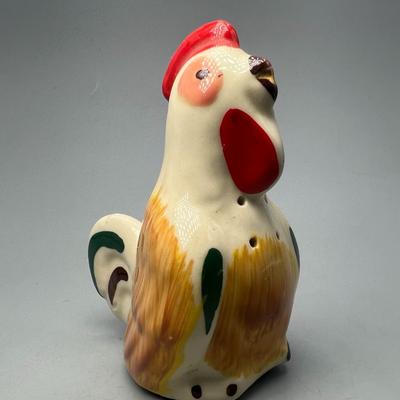 Vintage Chicken Rooster Ceramic Porcelain Figurine Salt Pepper Shaker