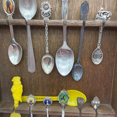 Spoon rack