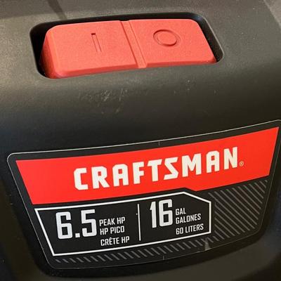 CRAFTMAN ~ 16 Gallon Shop Vac