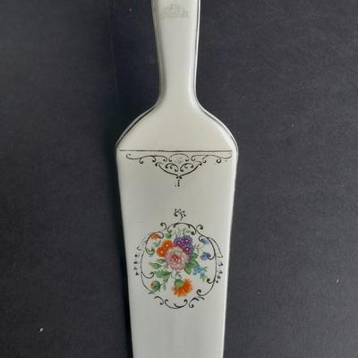 Vintage Indiana Glass Tri - Footed Oval Milk Glass Fruit Bowl, 1960s with Dresdena ware pie server