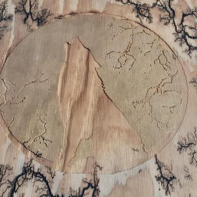 Large Howling Wolf Fracted Artwork