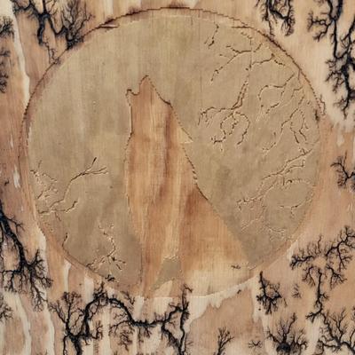 Large Howling Wolf Fracted Artwork