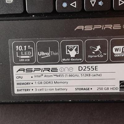 Acer Aspire one D255E Laptop Works, but slow. For light use or Repair