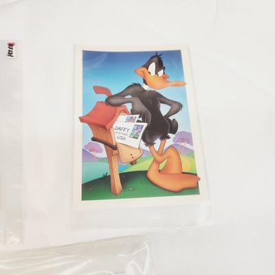 3 - LOONEY TOONS COLLECTIBLE P