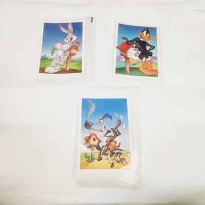 3 - LOONEY TOONS COLLECTIBLE P