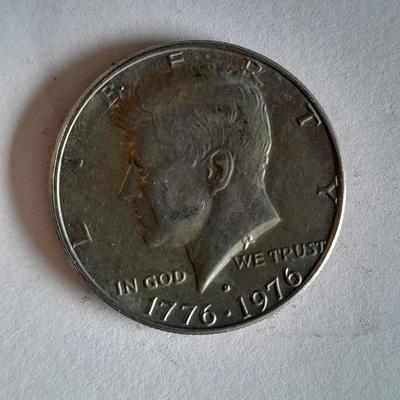 1776-1976  Kennedy Bicentennial Half Dollar # 1