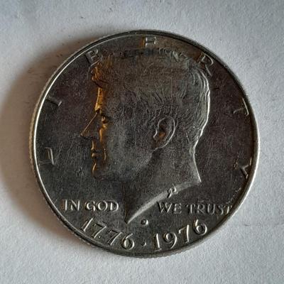 Bicentennial 1776-1976 Kennedy Half Dollar # 3