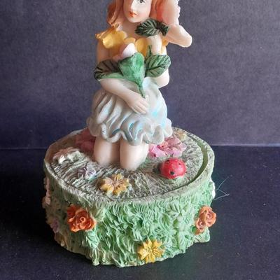 Small trinket and treasures, Ring boxes, Jefferson bust, and girl figure