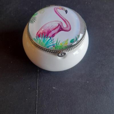 Small trinket and treasures, Ring boxes, Jefferson bust, and girl figure