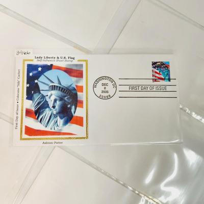 13 - 2005 LADY LIBERTY & US FLAG - 1ST DAY STAMPS