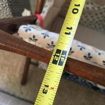 Folding knitting basket