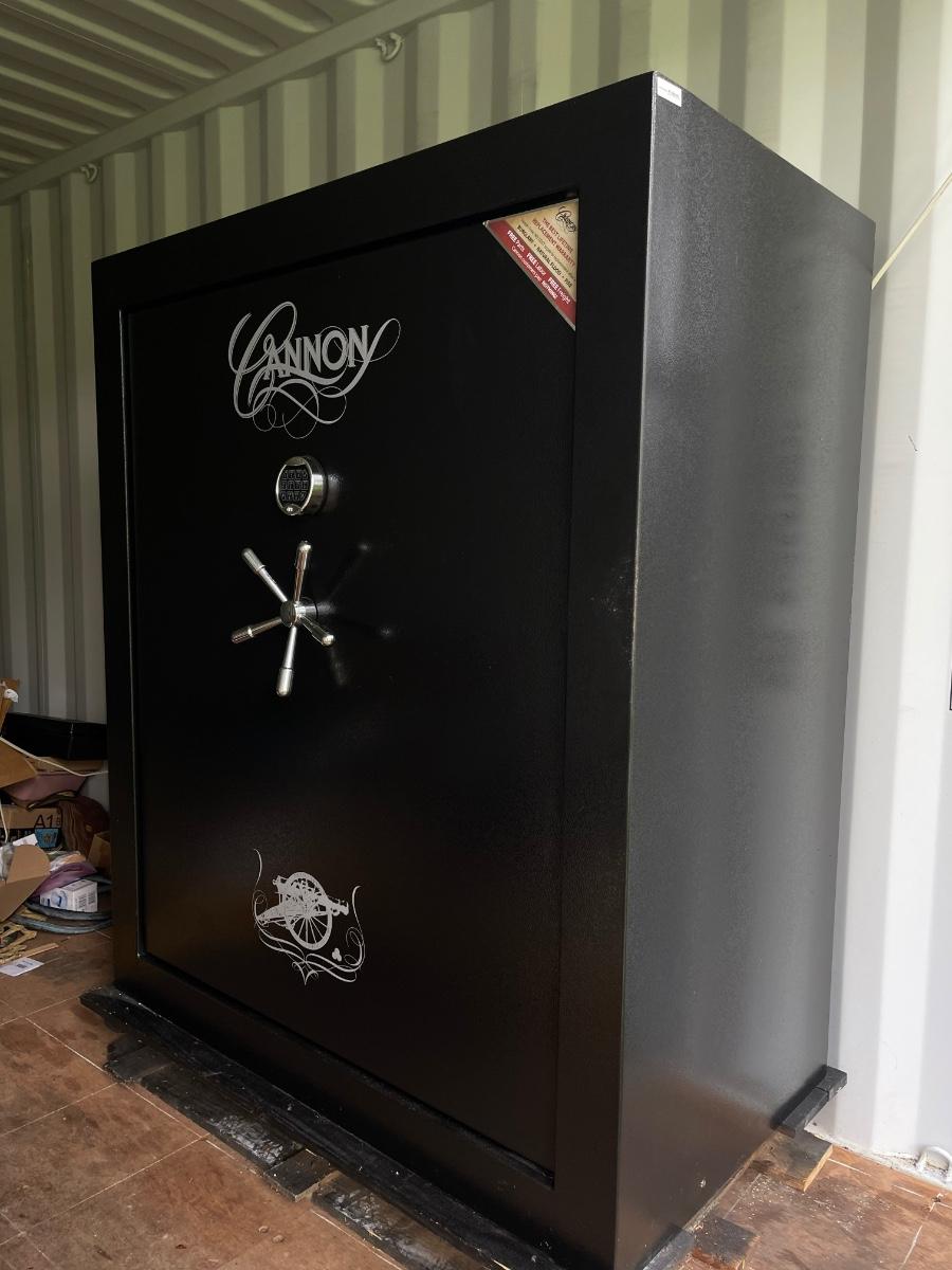 CANNON Gun Safe TS5950, Cannon 80Gun Safe, 31.8 Cu Ft Excellent