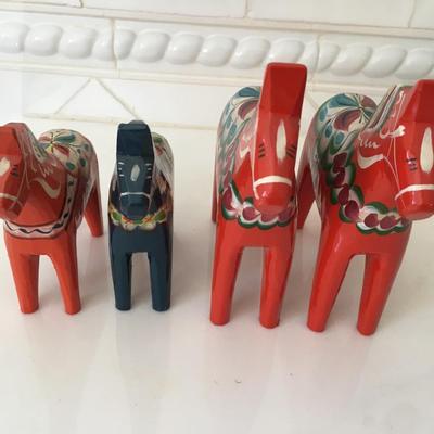 Nils Olsson Dala Wood horses
