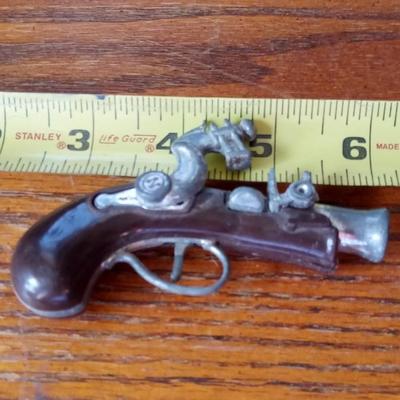 LOT 41   OLD SMALL CAP GUN