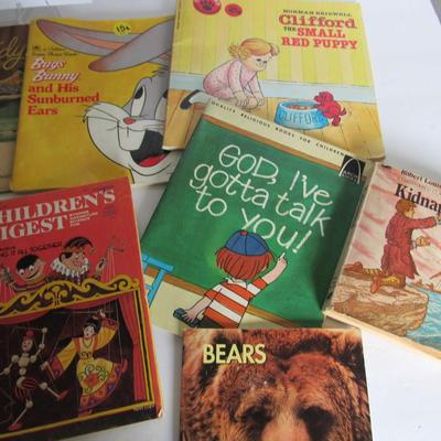Lot of 11 Vintage Kids Books