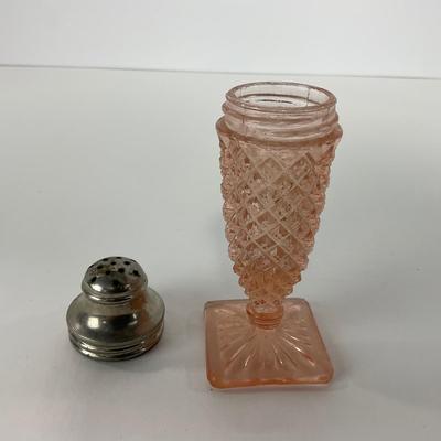 -28- GLASSWARE | Miss America Hocking Glass Co. | Pink & Clear Glass Shakers