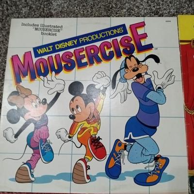 VINTAGE CHILDREN'S VINYL RECORD ALBUMS