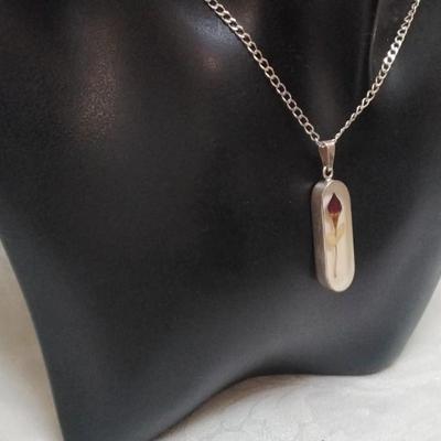 Vintage Acrylic Rose 925 16" Necklace Circa 1970