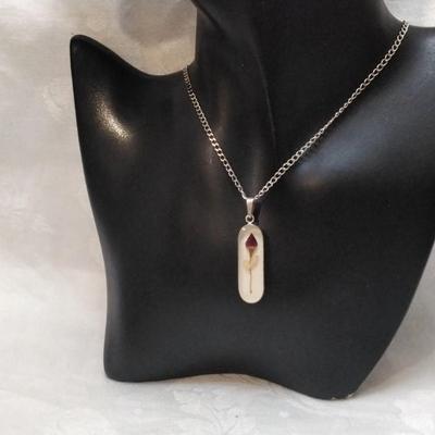 Vintage Acrylic Rose 925 16" Necklace Circa 1970