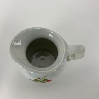 -41- POTTERY | McCoy 7528 USA Strawberry Pitcher & Bowl