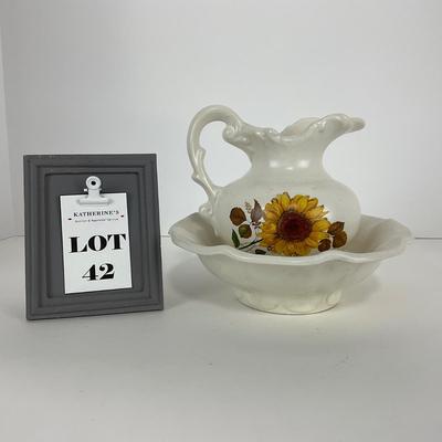 -42- POTTERY | McCoy USA Sunflower | Pitcher & Bowl