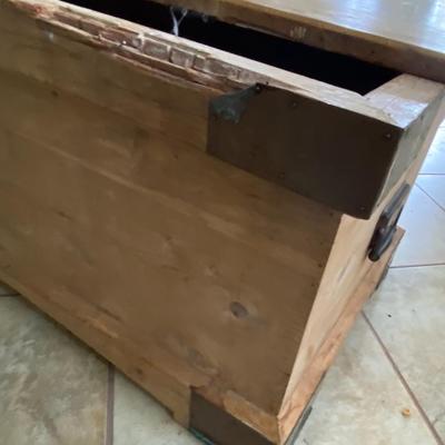 Vintage/Antique Pine Chest