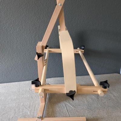 Wood Needlework Tabletop/Floor Hands-Free Stand with 4 Way Adjustable Frame