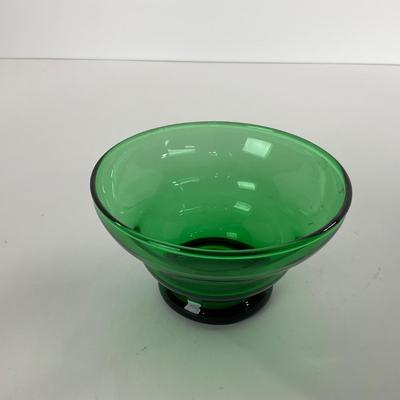 -52- GLASSWARE | Anchor Hocking Waterford Waffle | Green Depression Relish & Inserts Set