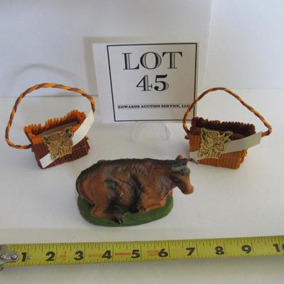 Vintage Thanksgiving Crepe Paper Nut Cups and Unmarked German Putz Cow Wire Horns