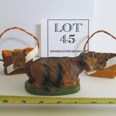 Vintage Thanksgiving Crepe Paper Nut Cups and Unmarked German Putz Cow Wire Horns